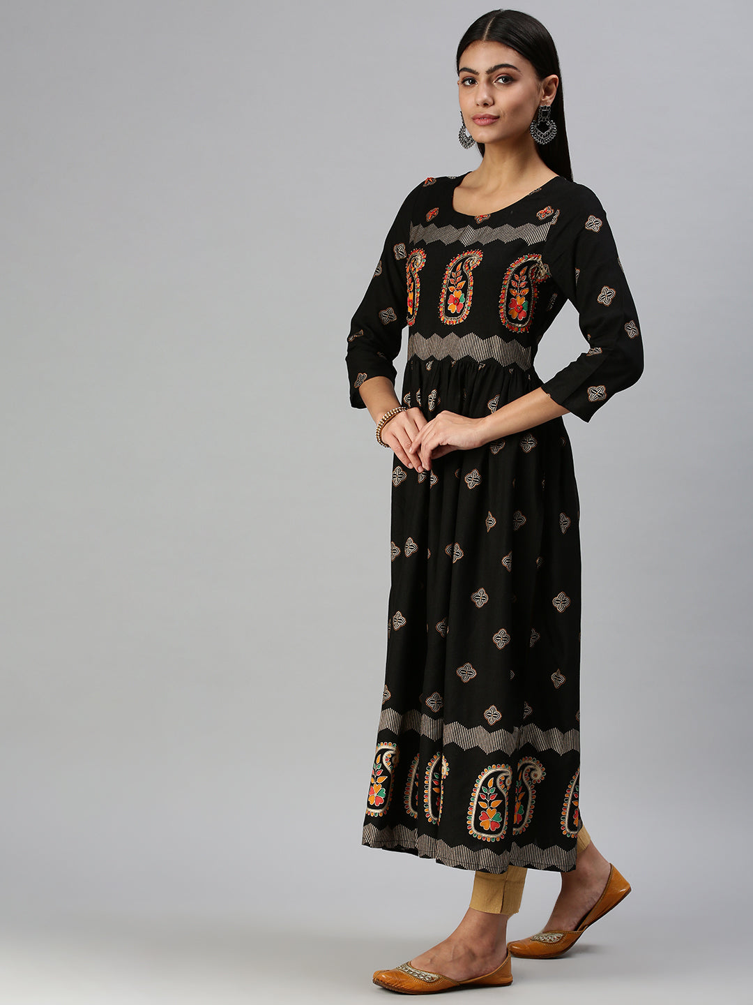 Women's Black Printed Straight Kurta