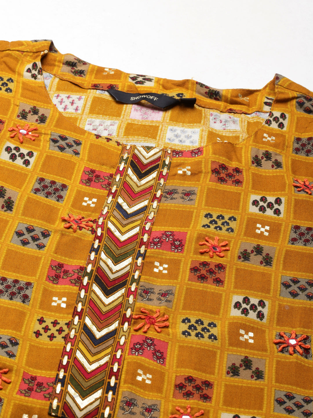 Women Mustard Geometrical Kurta Set