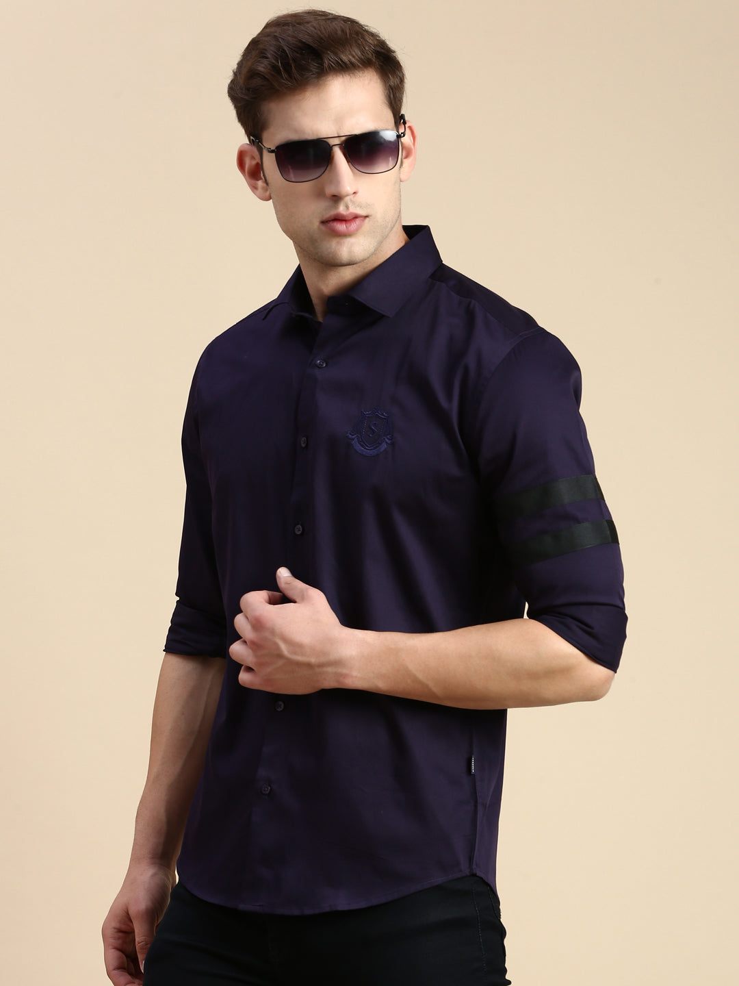 Men Navy Solid Casual Shirt