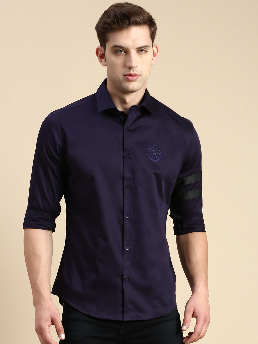 Men Navy Solid Casual Shirt