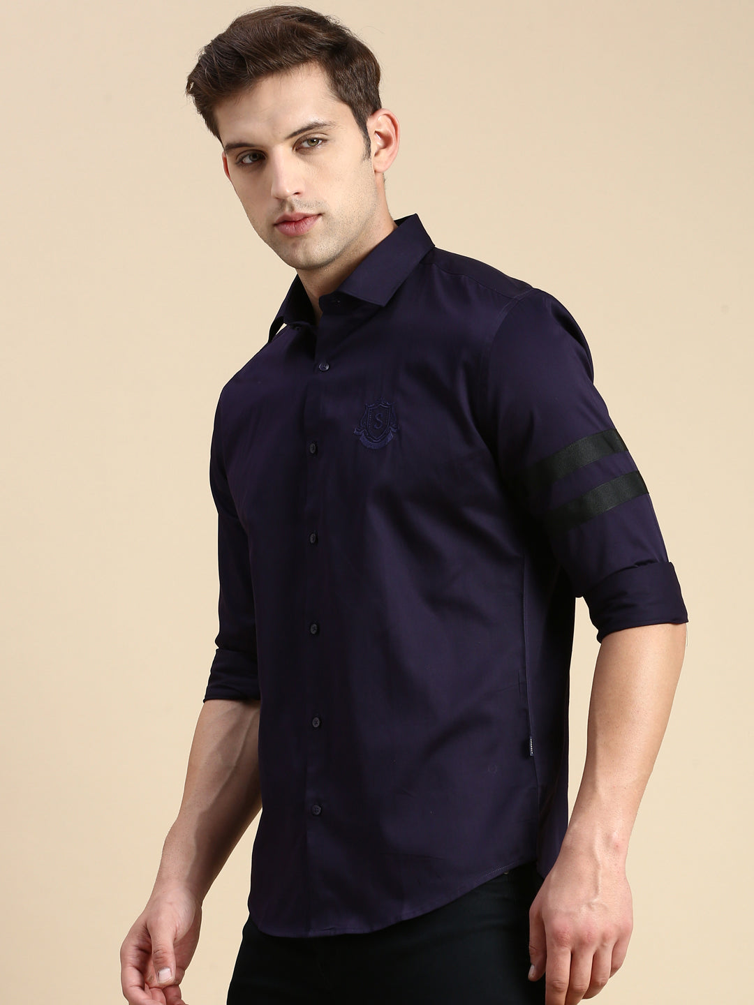 Men Navy Solid Casual Shirt