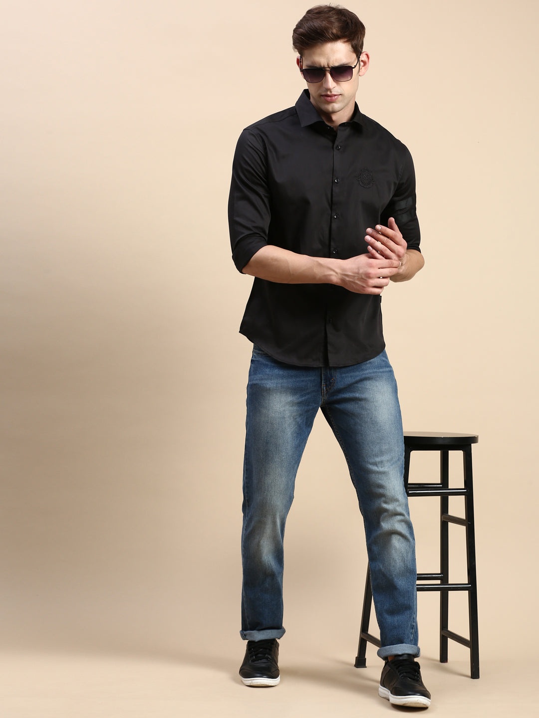 Men Black Solid Casual Shirt