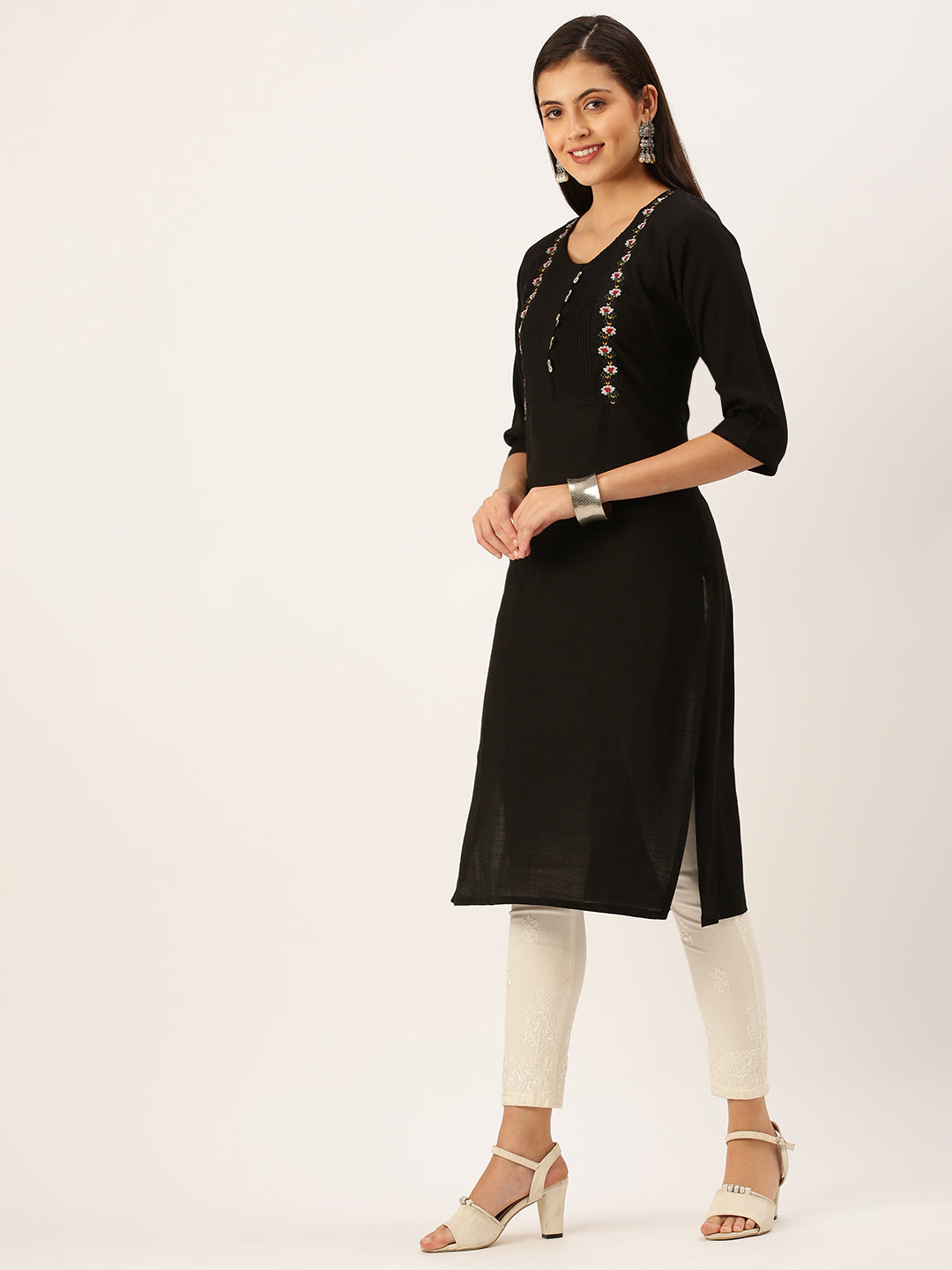 Women's Black Solid Straight Kurta