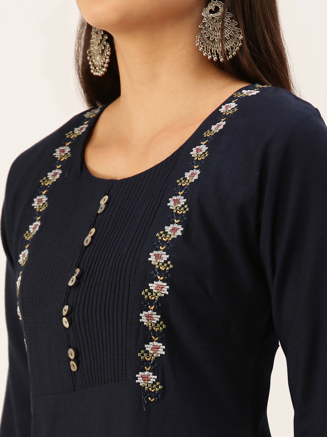 Women's Navy Blue Solid Straight Kurta