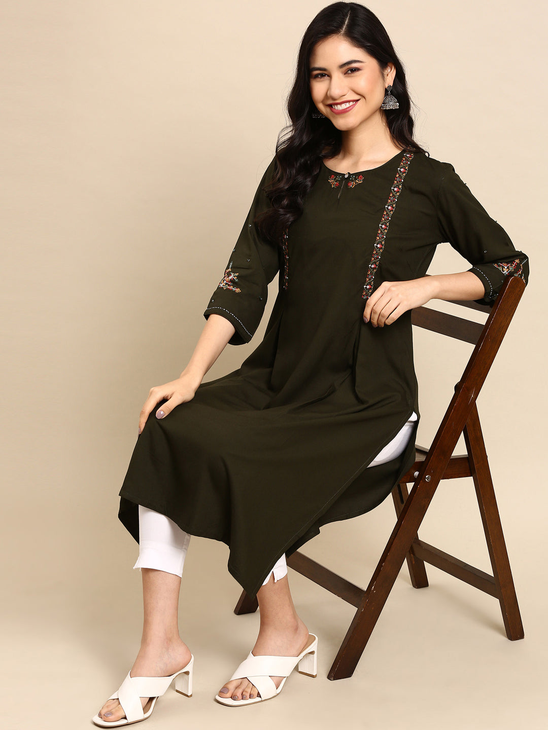 Women's Olive Embroidered Straight Kurta