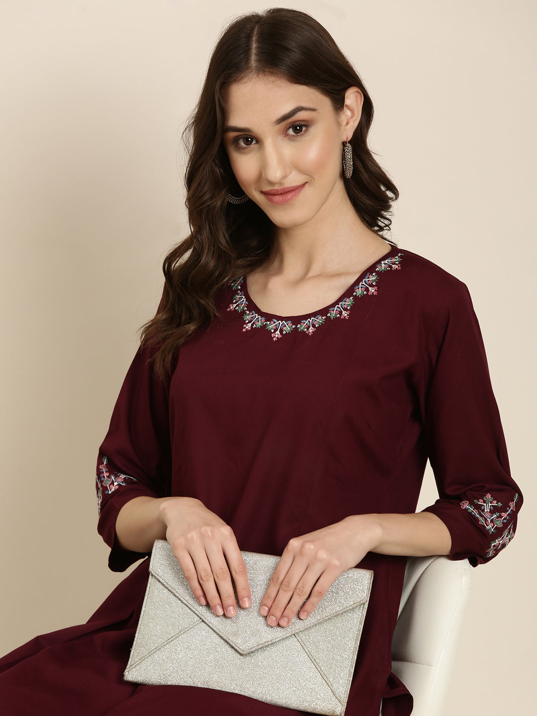 Women Burgundy Solid Straight Kurta