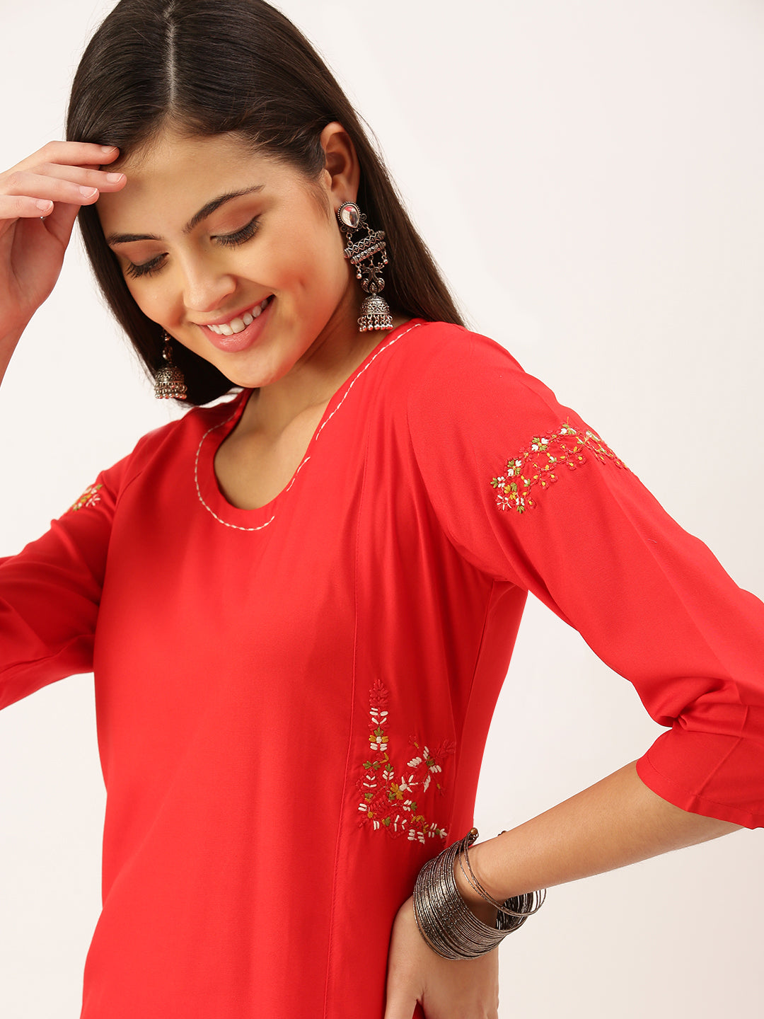 Women's Red Solid Straight Kurta