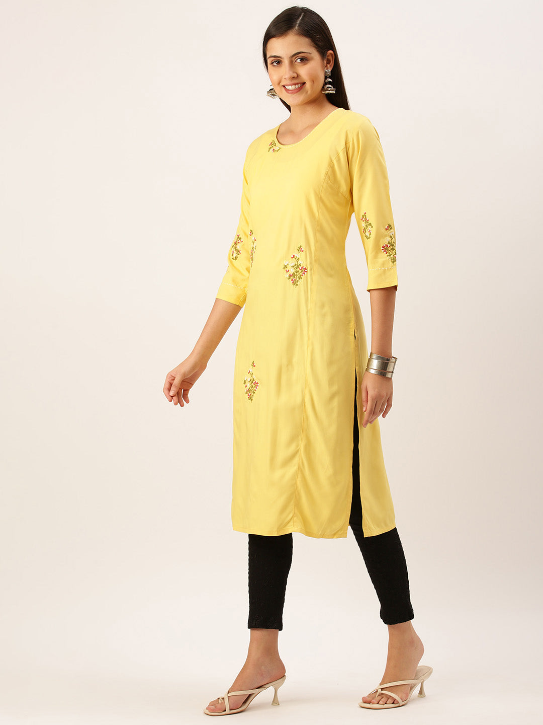 Women's Yellow Solid Straight Kurta