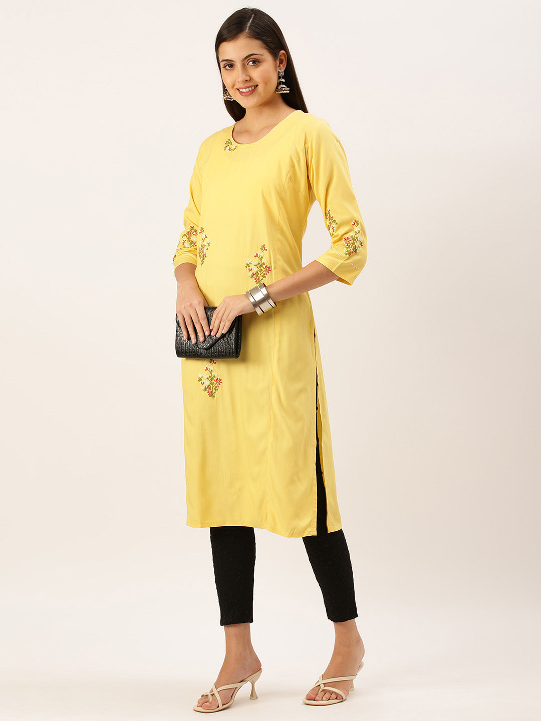 Women's Yellow Solid Straight Kurta