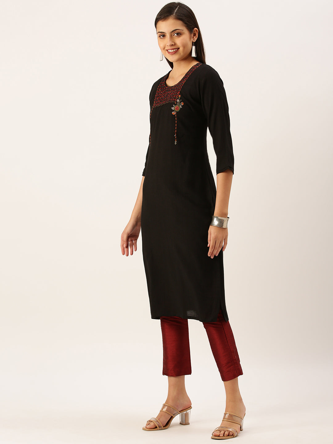 Women's Black Solid Straight Kurta