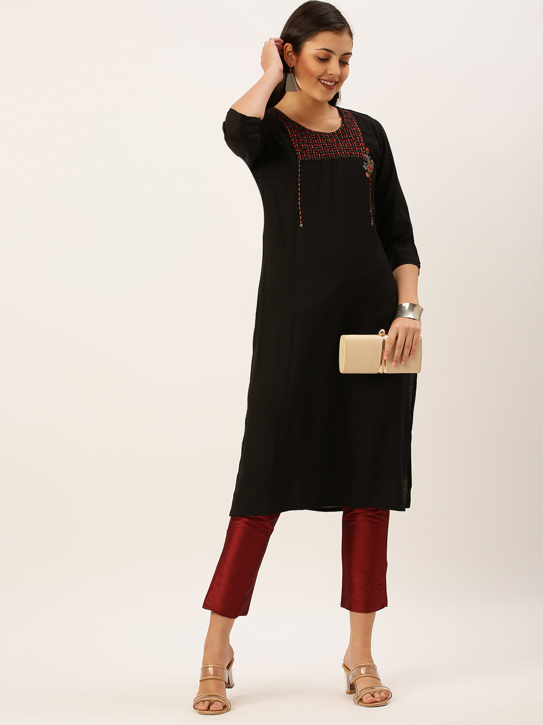 Women's Black Solid Straight Kurta