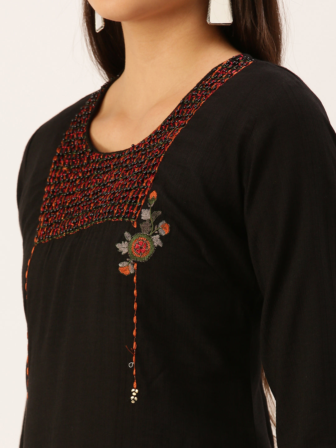 Women's Black Solid Straight Kurta