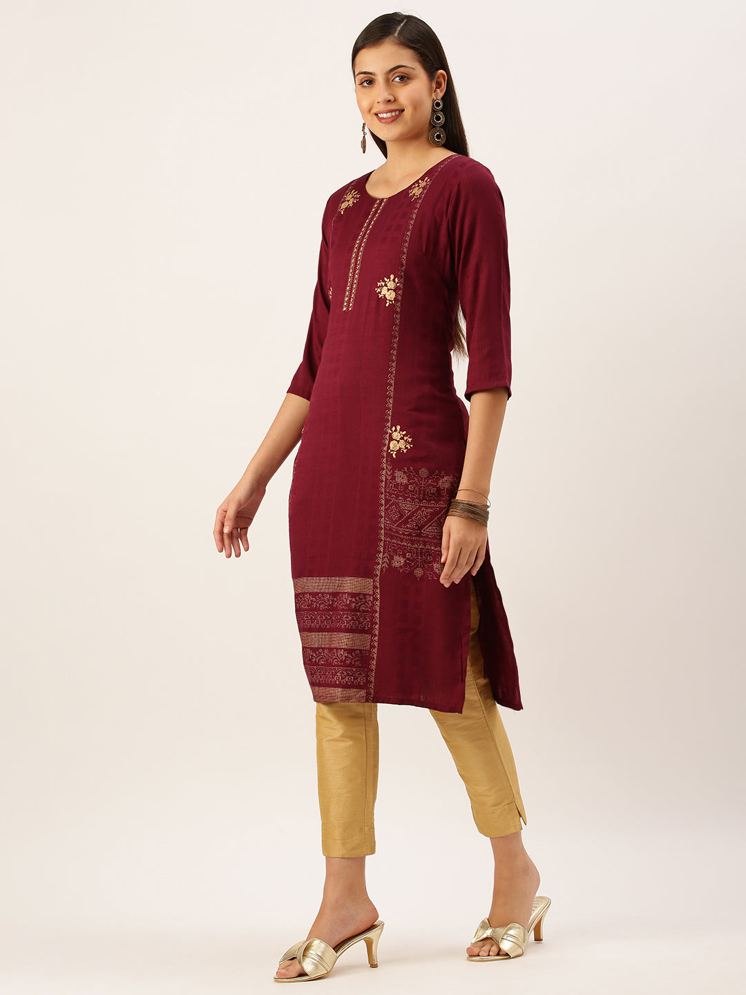 Women's Magenta Solid Straight Kurta