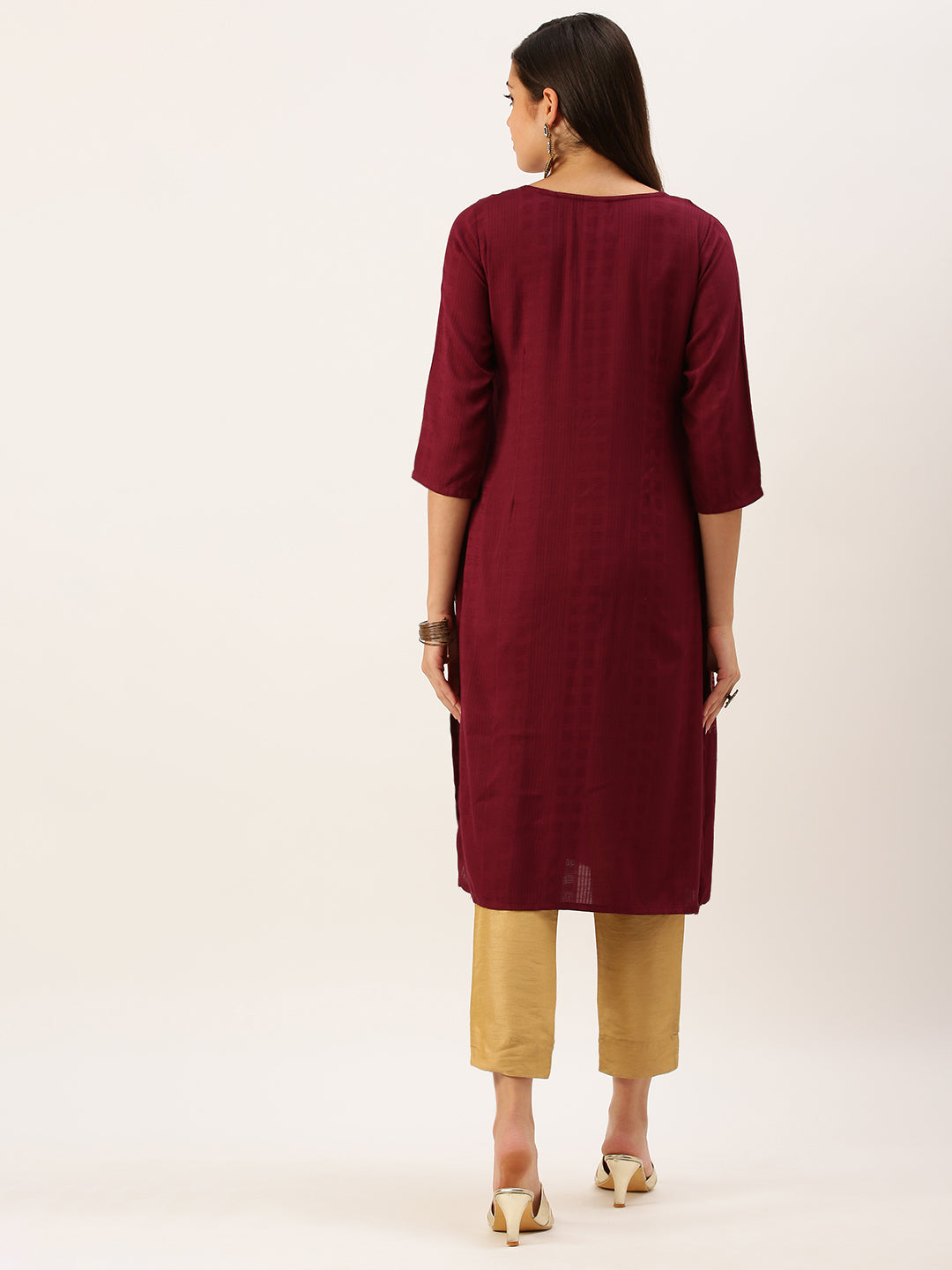 Women's Magenta Solid Straight Kurta