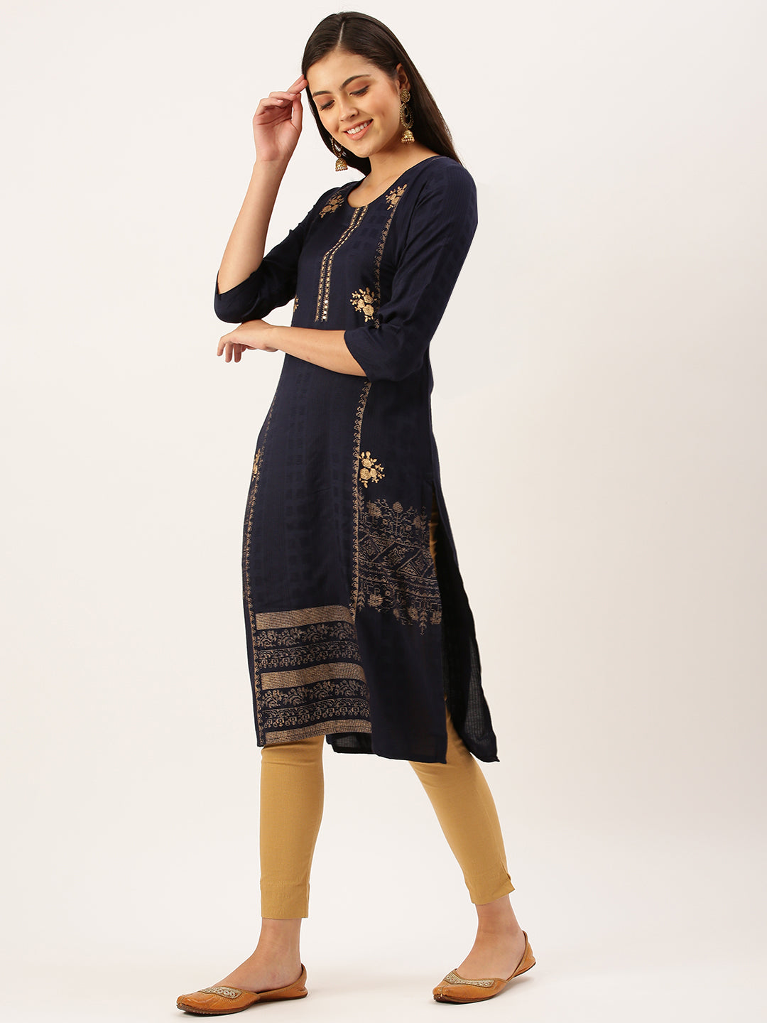 Women's Navy Blue Solid Straight Kurta