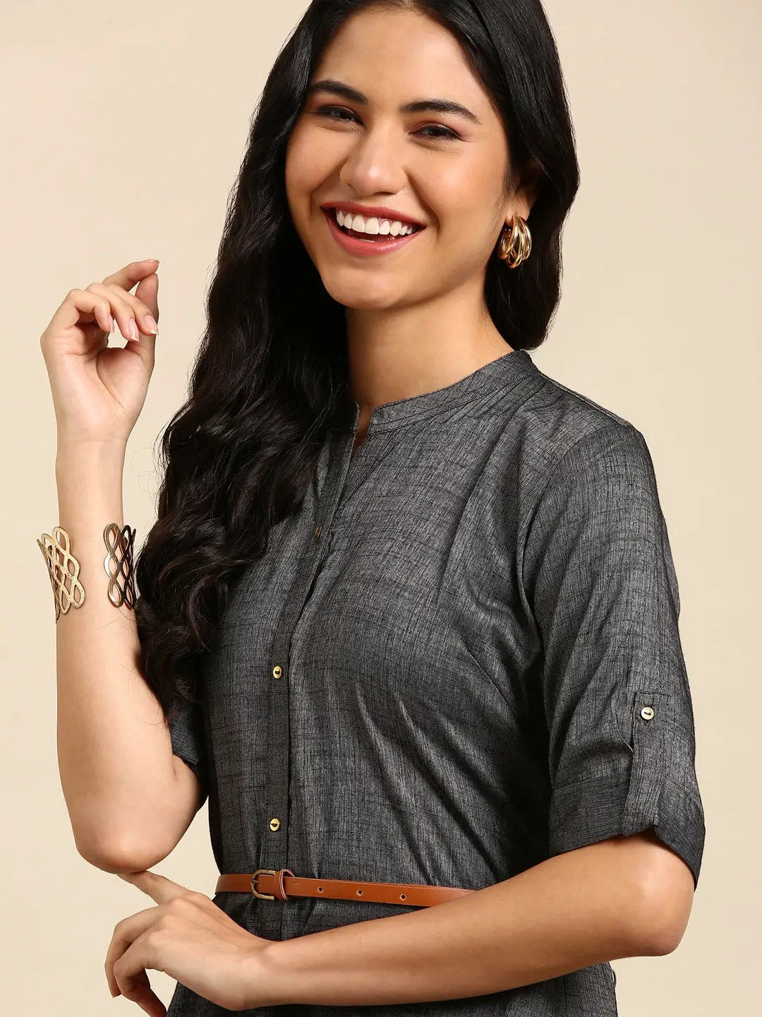 Women's Black Solid Straight Kurta