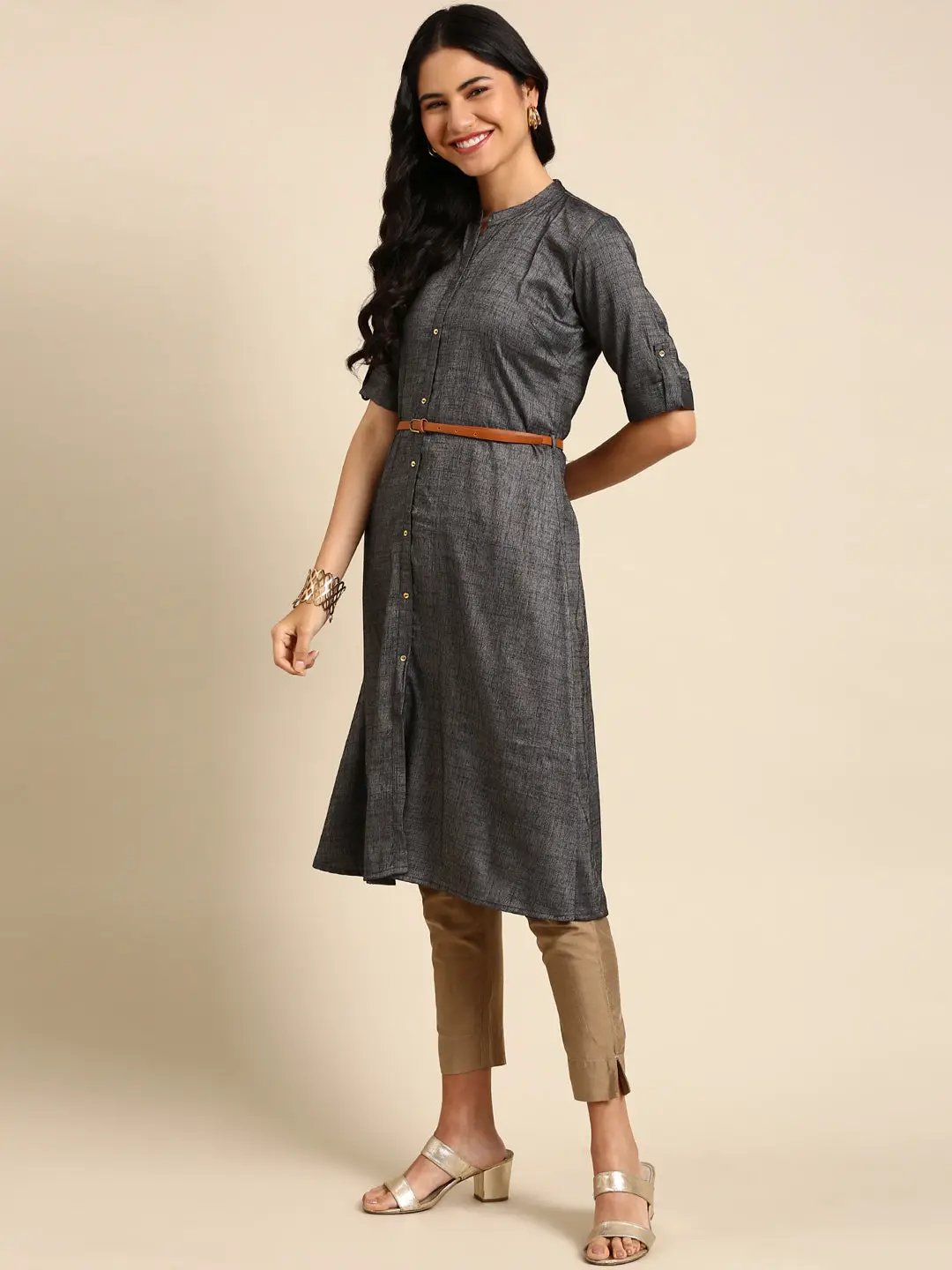 Women's Black Solid Straight Kurta