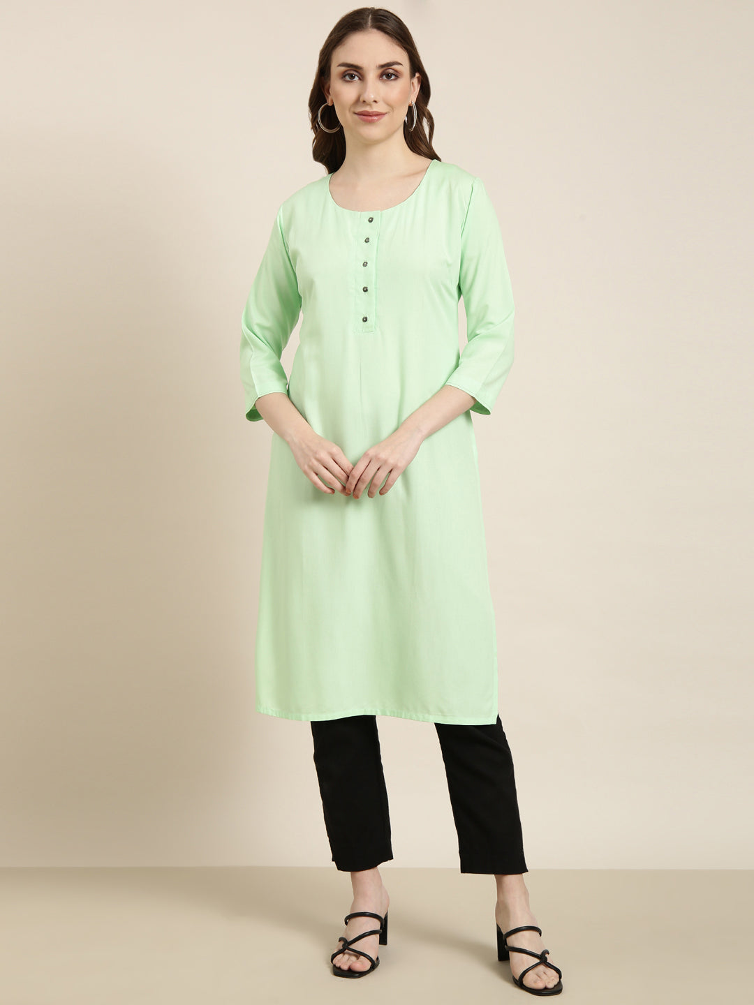 Women Straight Green Solid Kurta