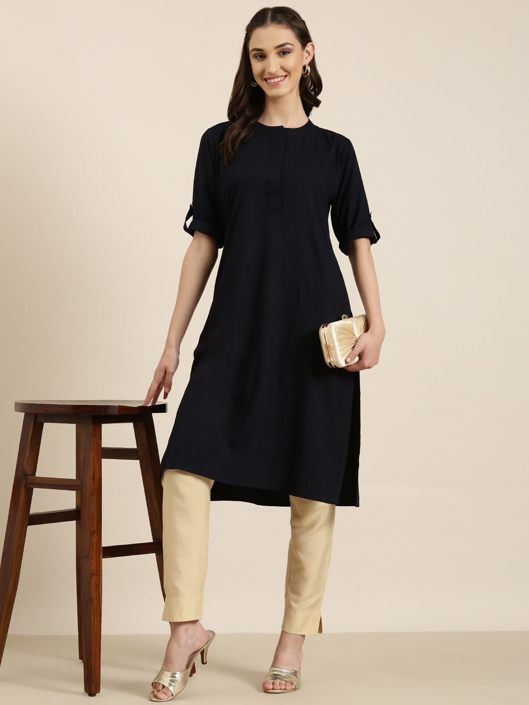 Women Navy Blue Solid Straight Kurta