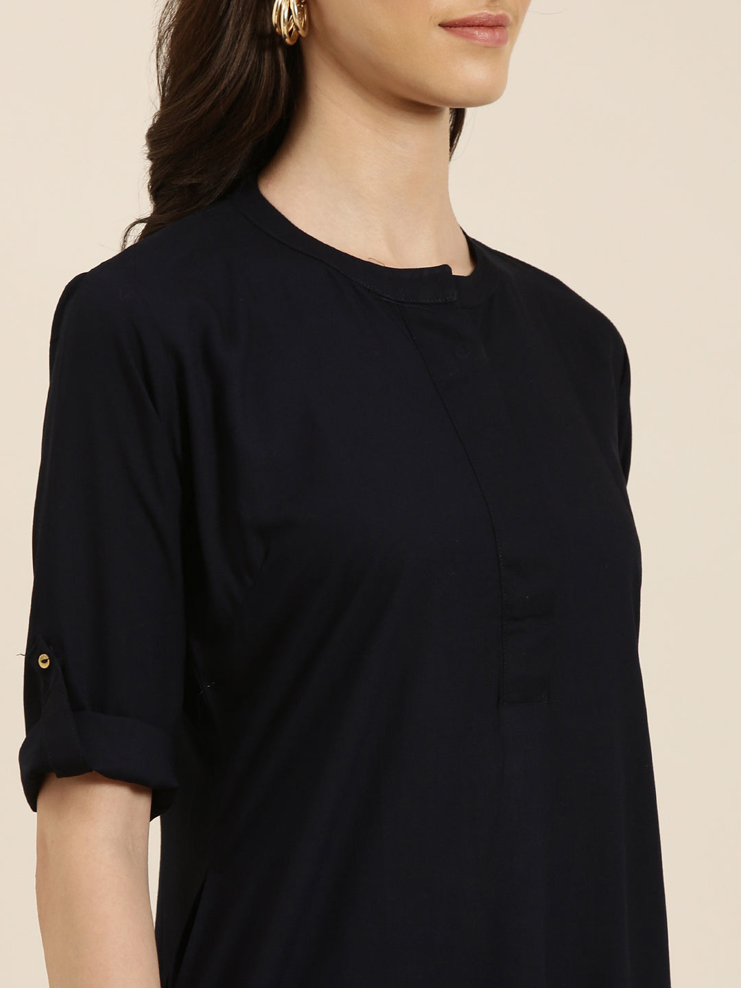 Women Navy Blue Solid Straight Kurta