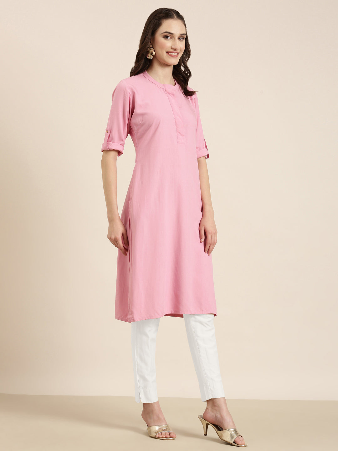 Women Pink Solid Straight Kurta