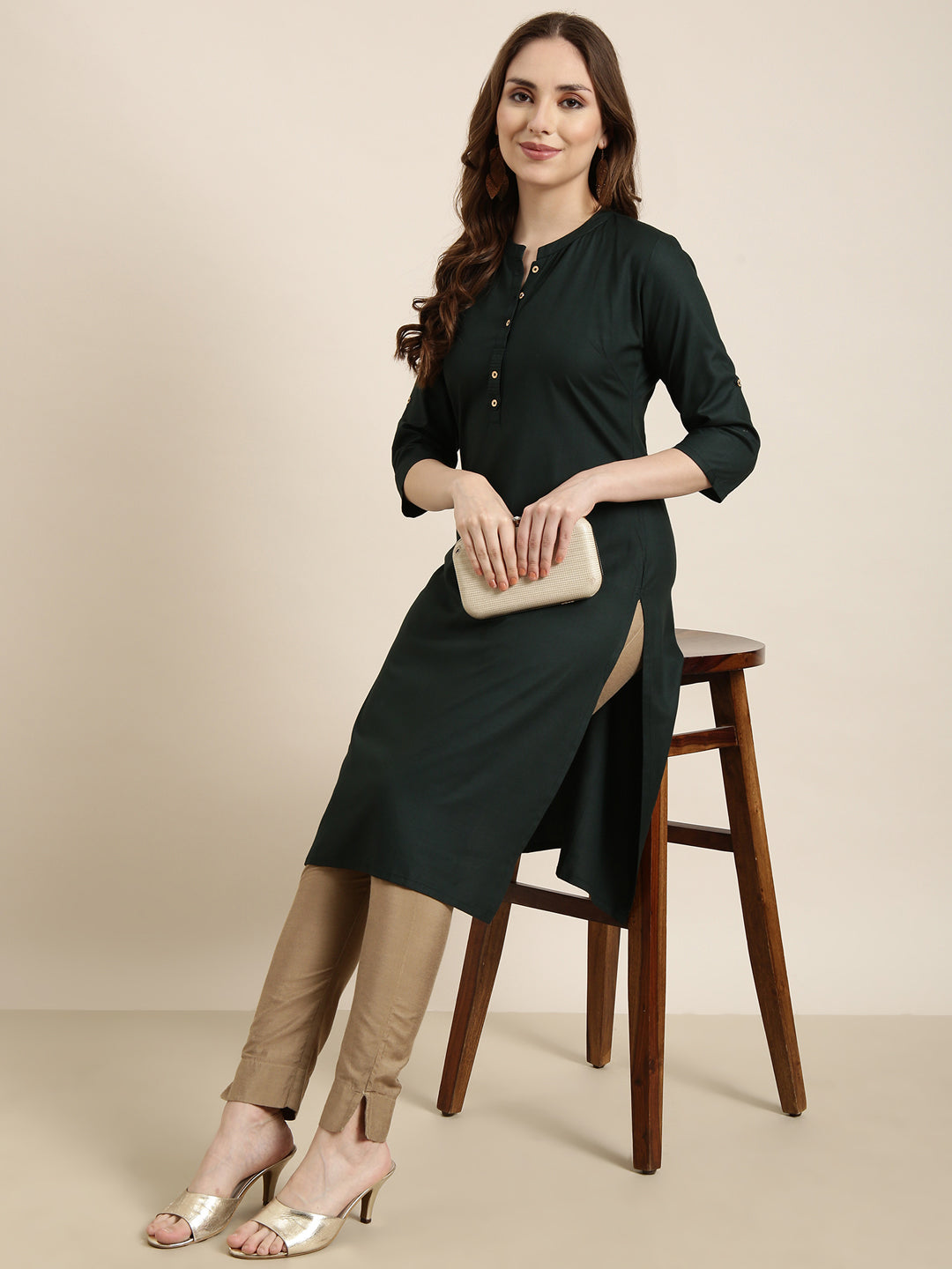 Women Straight Green Solid Kurta