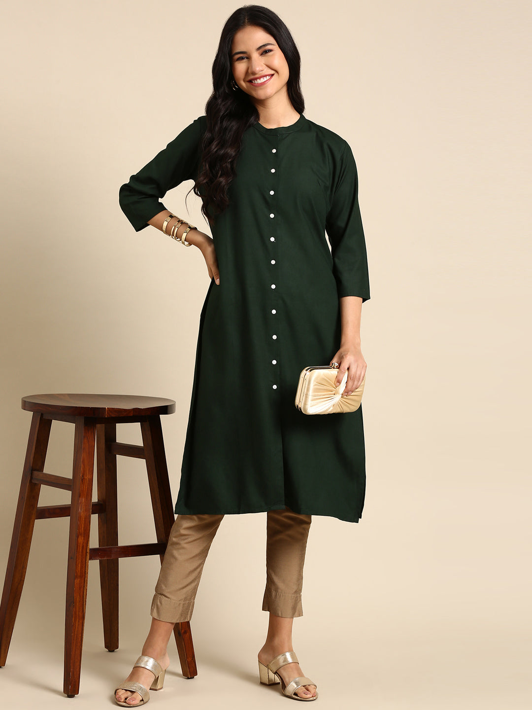 Women's Olive Solid Straight Kurta