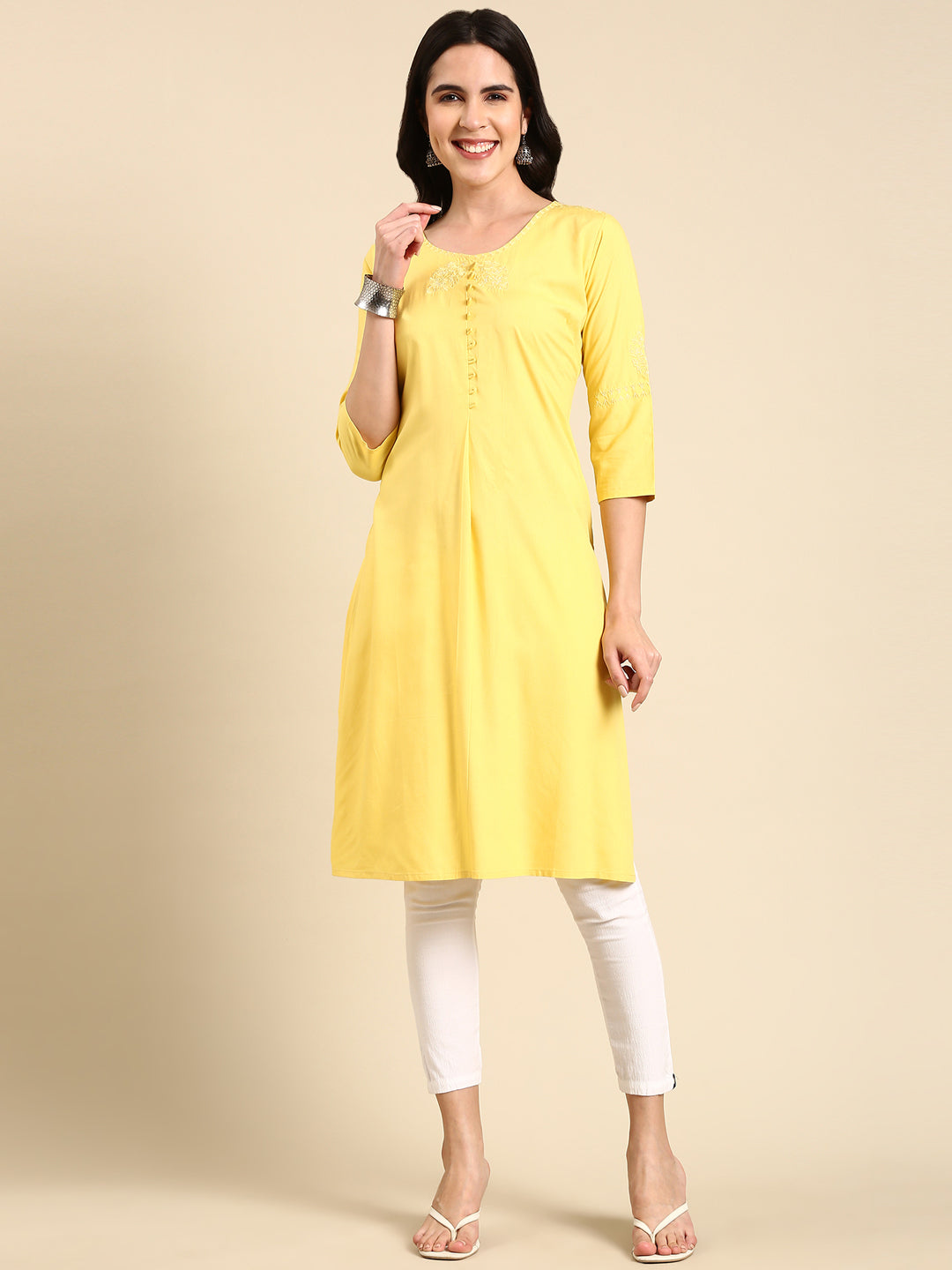 Women's Yellow Solid Straight Kurta