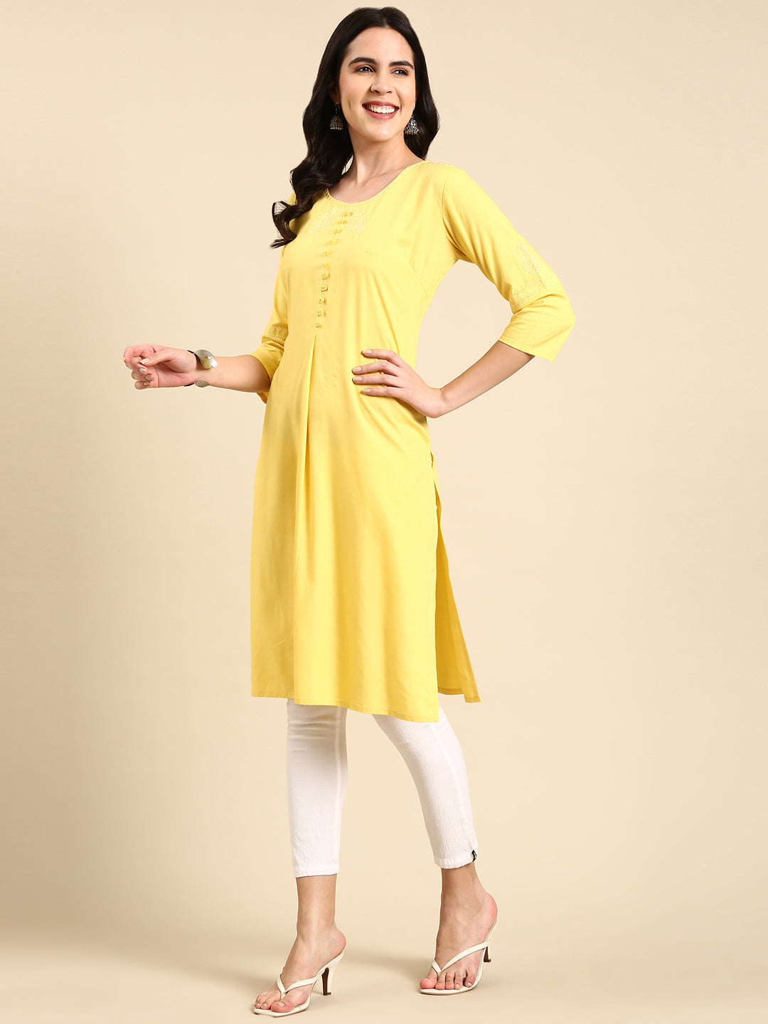 Women's Yellow Solid Straight Kurta