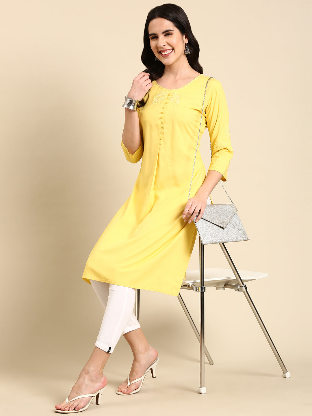 Women's Yellow Solid Straight Kurta