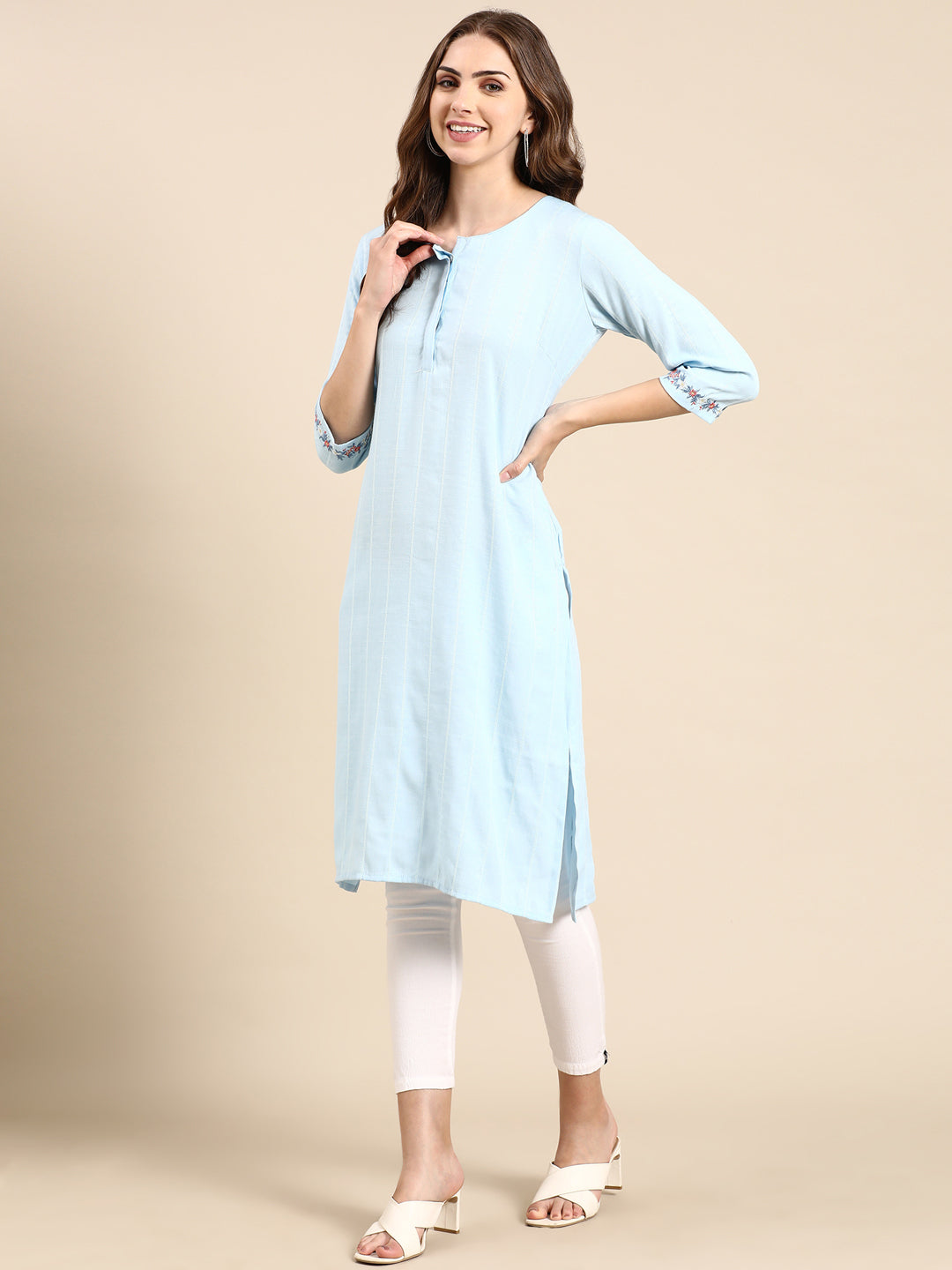 Women's Blue Solid Straight Kurta