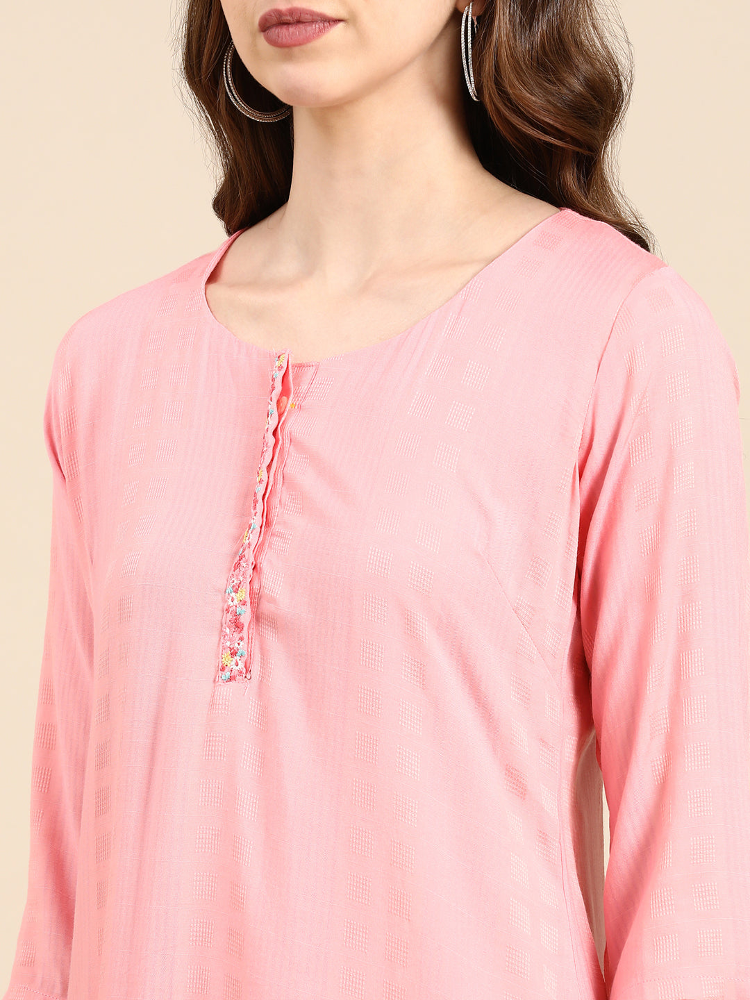 Women's Pink Solid Straight Kurta