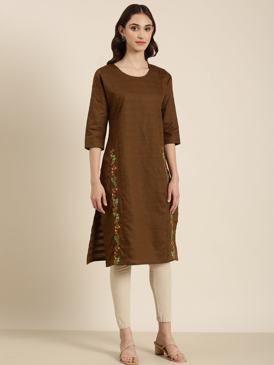 Women Coffee Brown Solid Straight Kurta