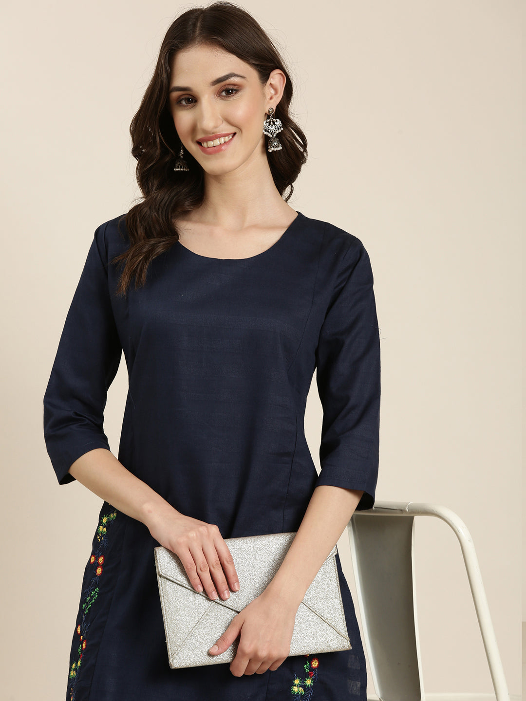 Women Navy Blue Solid Straight Kurta