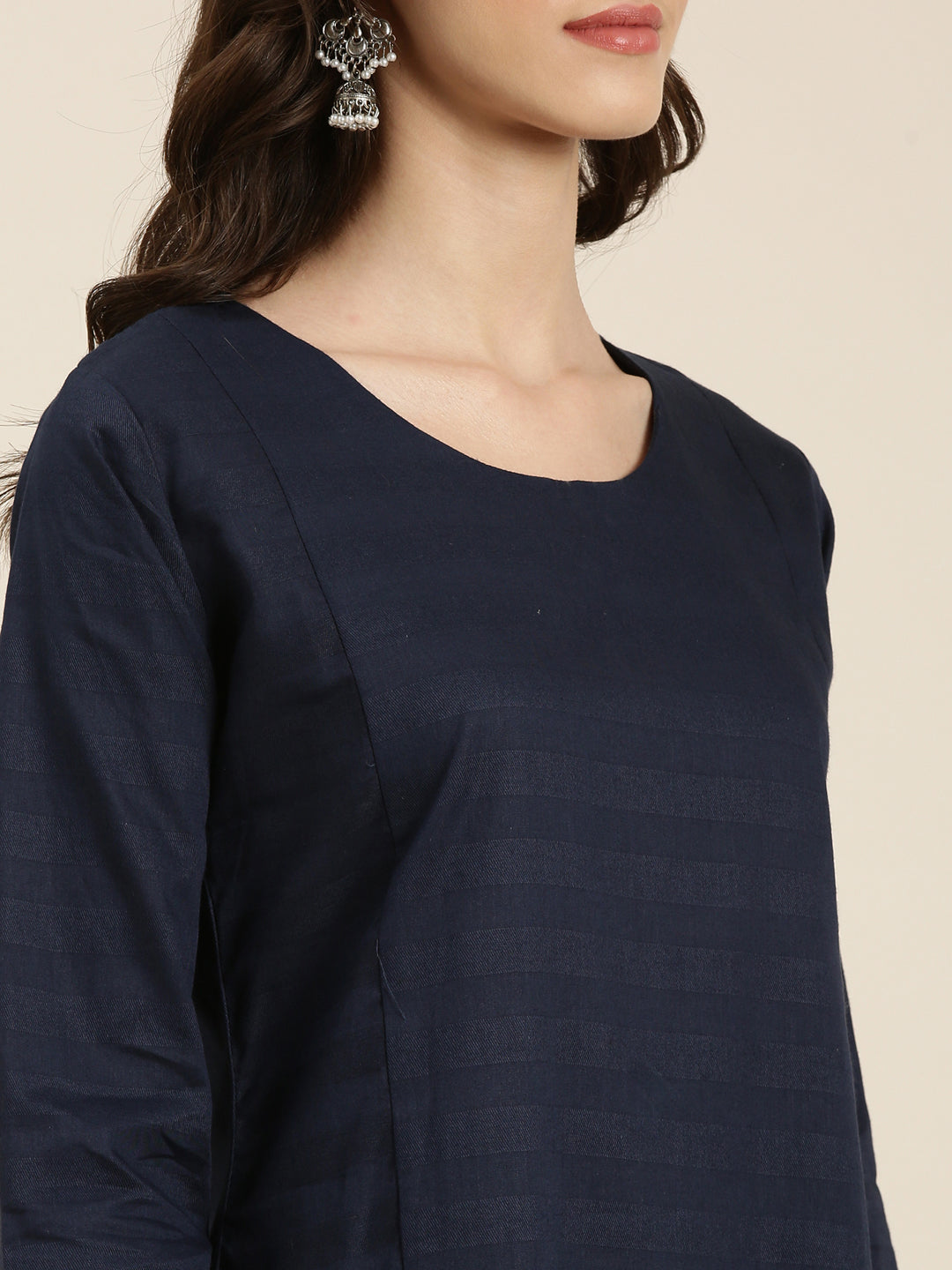 Women Navy Blue Solid Straight Kurta