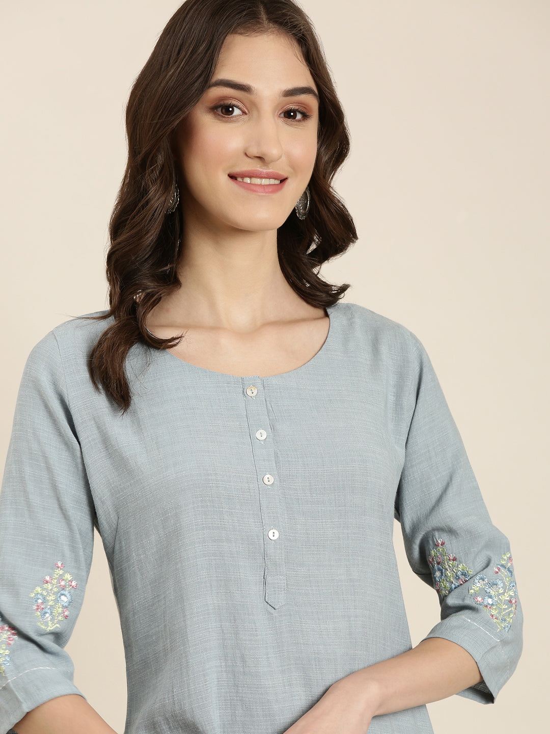 Women Blue Solid Straight Kurta