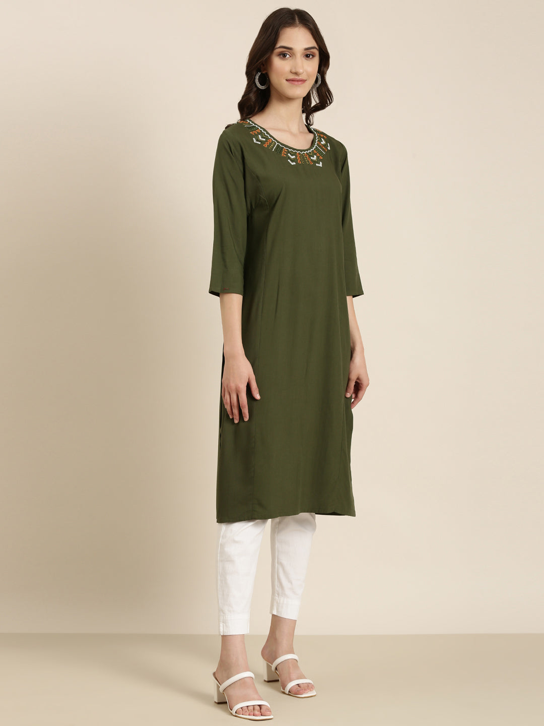 Women Olive Solid Straight Kurta