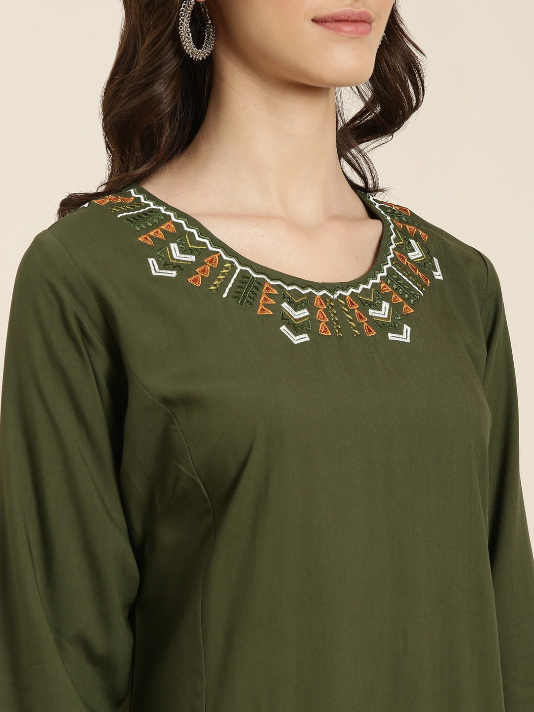 Women Olive Solid Straight Kurta