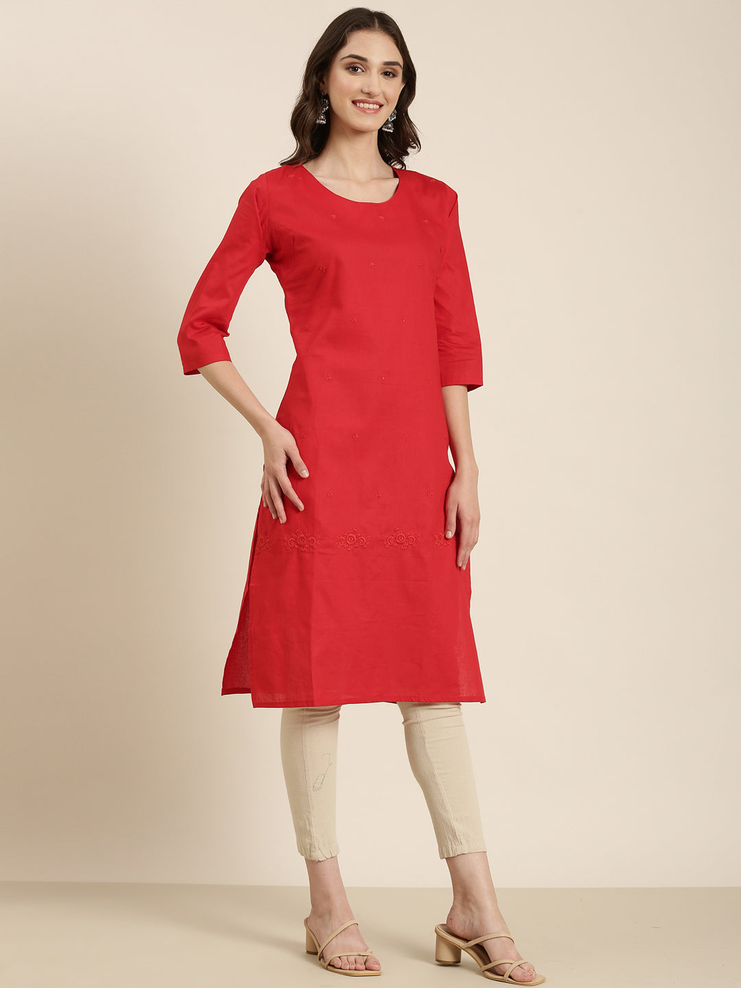 Women Red Solid Straight Kurta