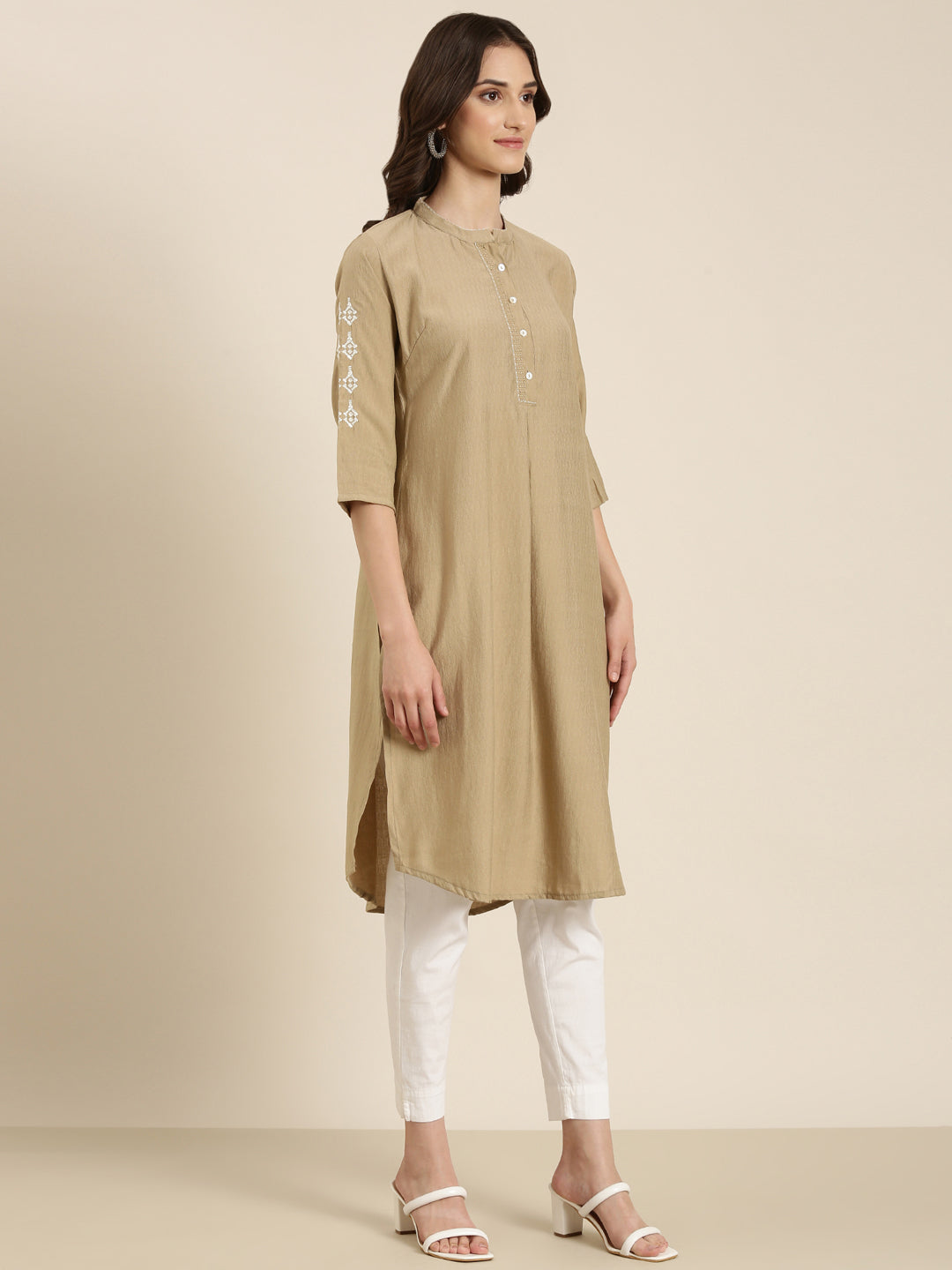 Women Beige Solid Straight Kurta