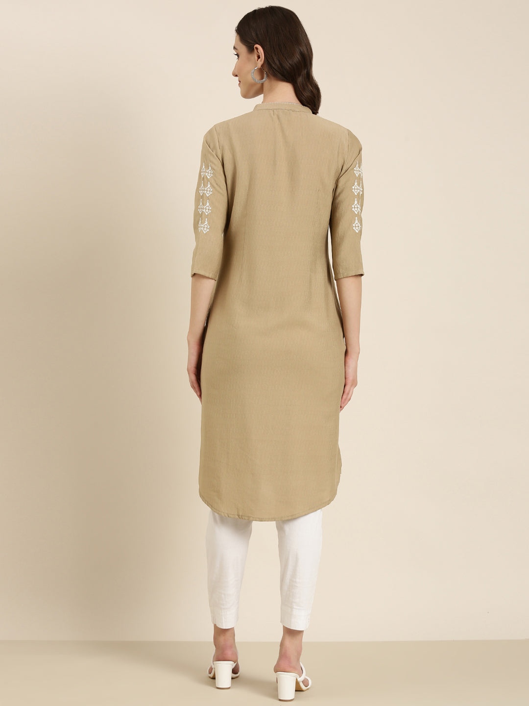 Women Beige Solid Straight Kurta