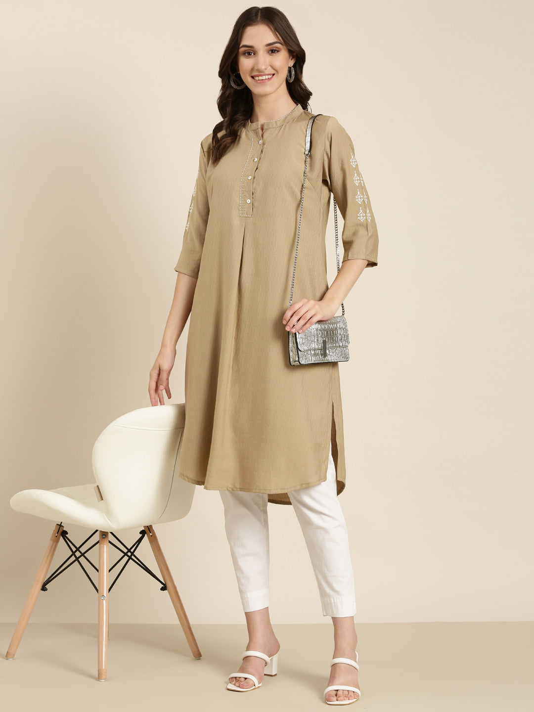 Women Beige Solid Straight Kurta