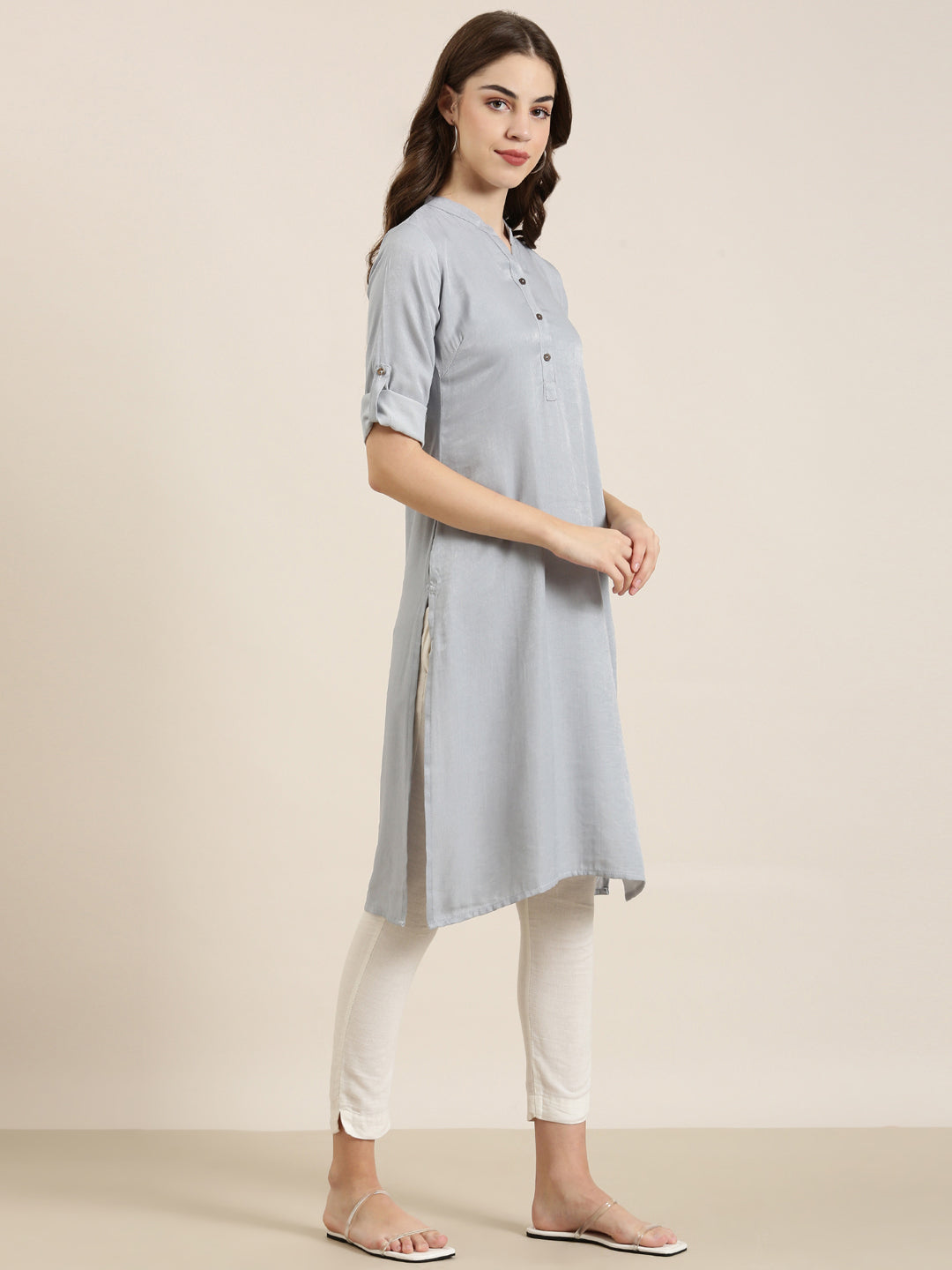 Women Grey Solid Straight Kurta