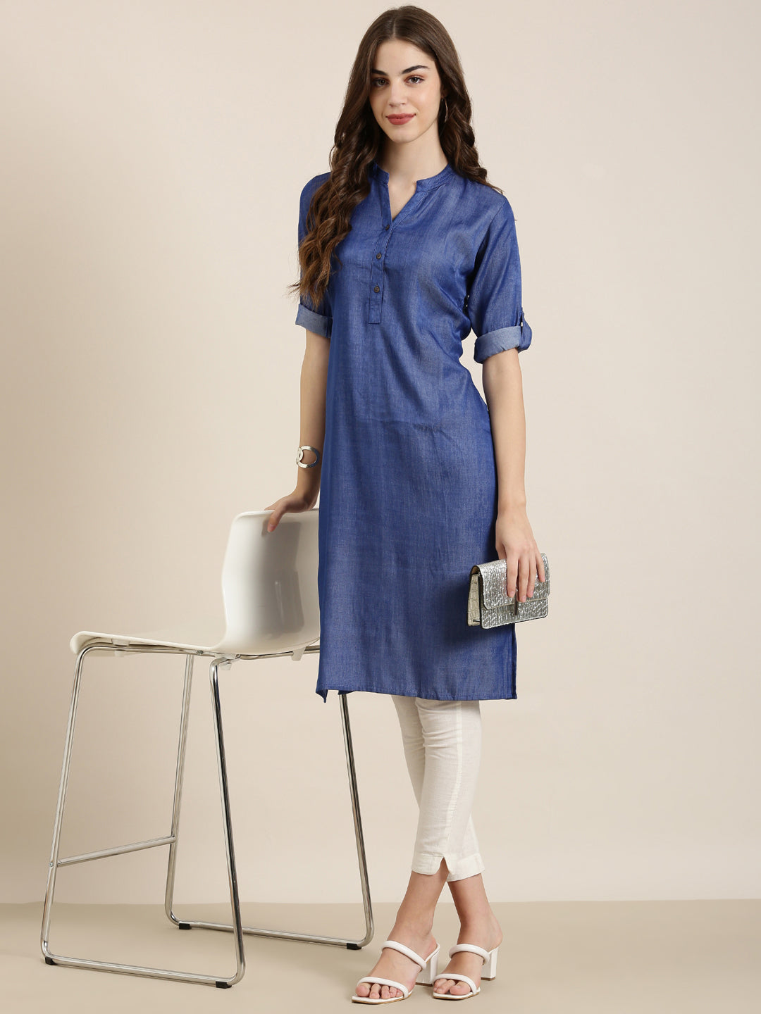 Women Navy Blue Solid Straight Kurta