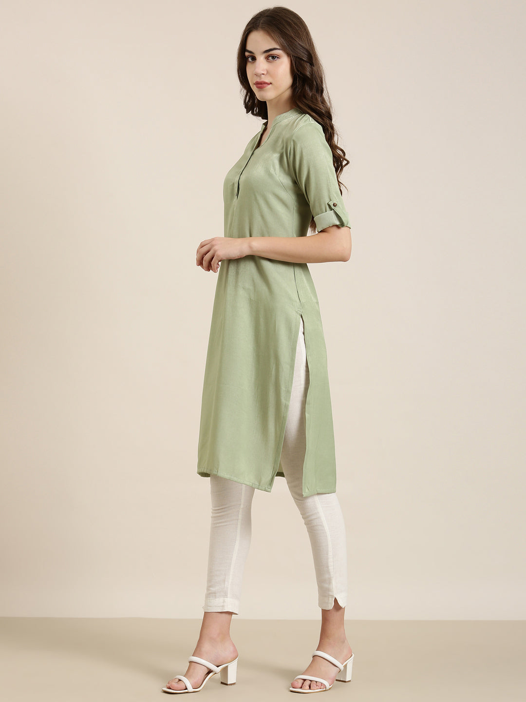 Women Olive Solid Straight Kurta