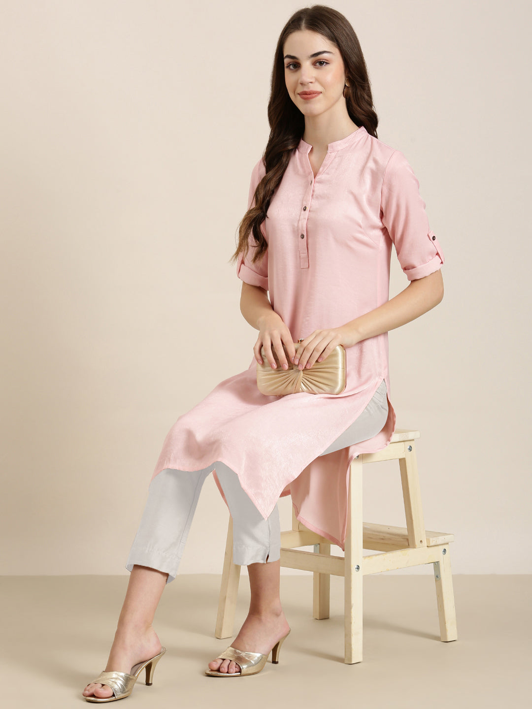 Women Pink Solid Straight Kurta