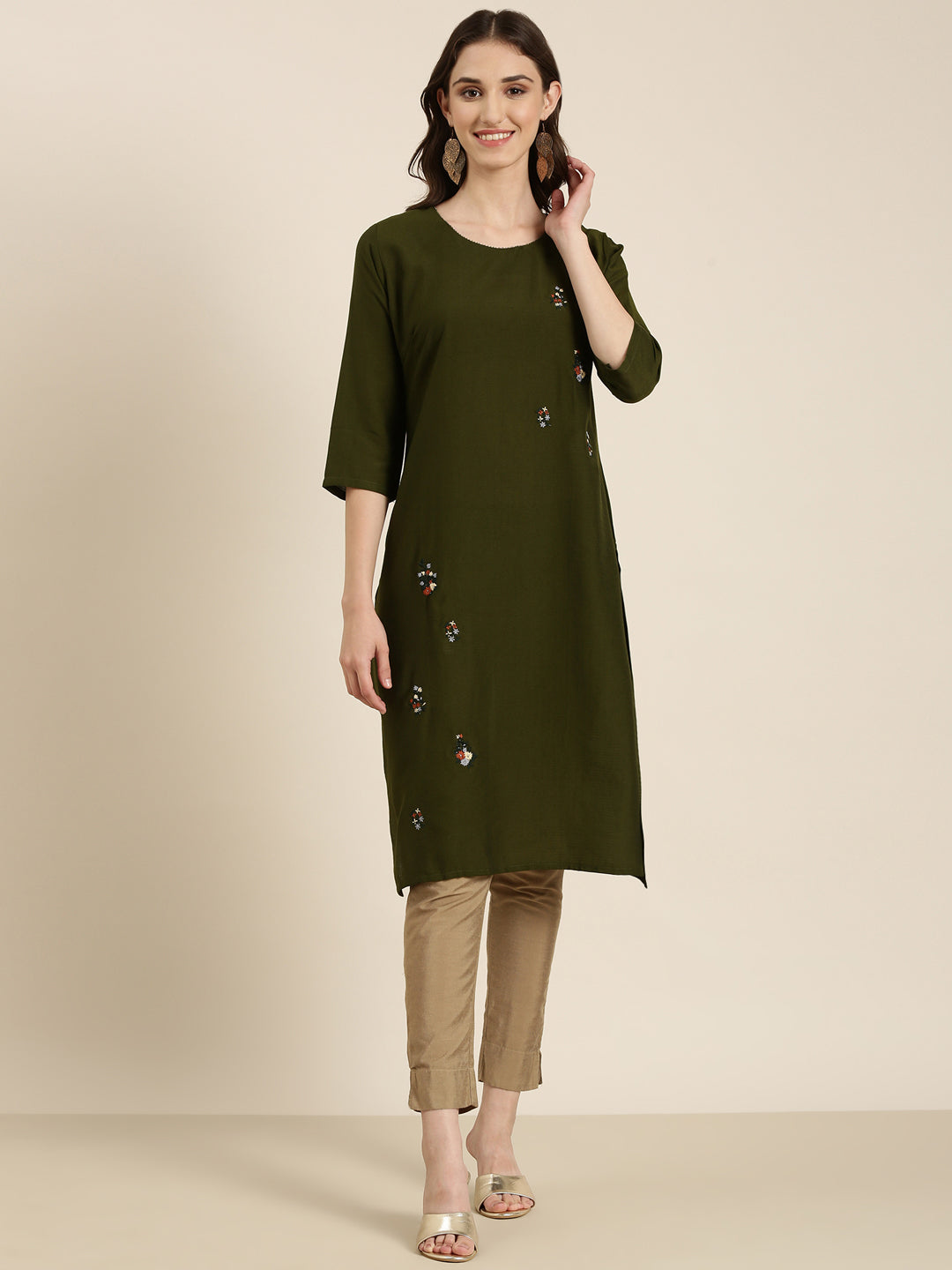 Women Olive Solid Straight Kurta