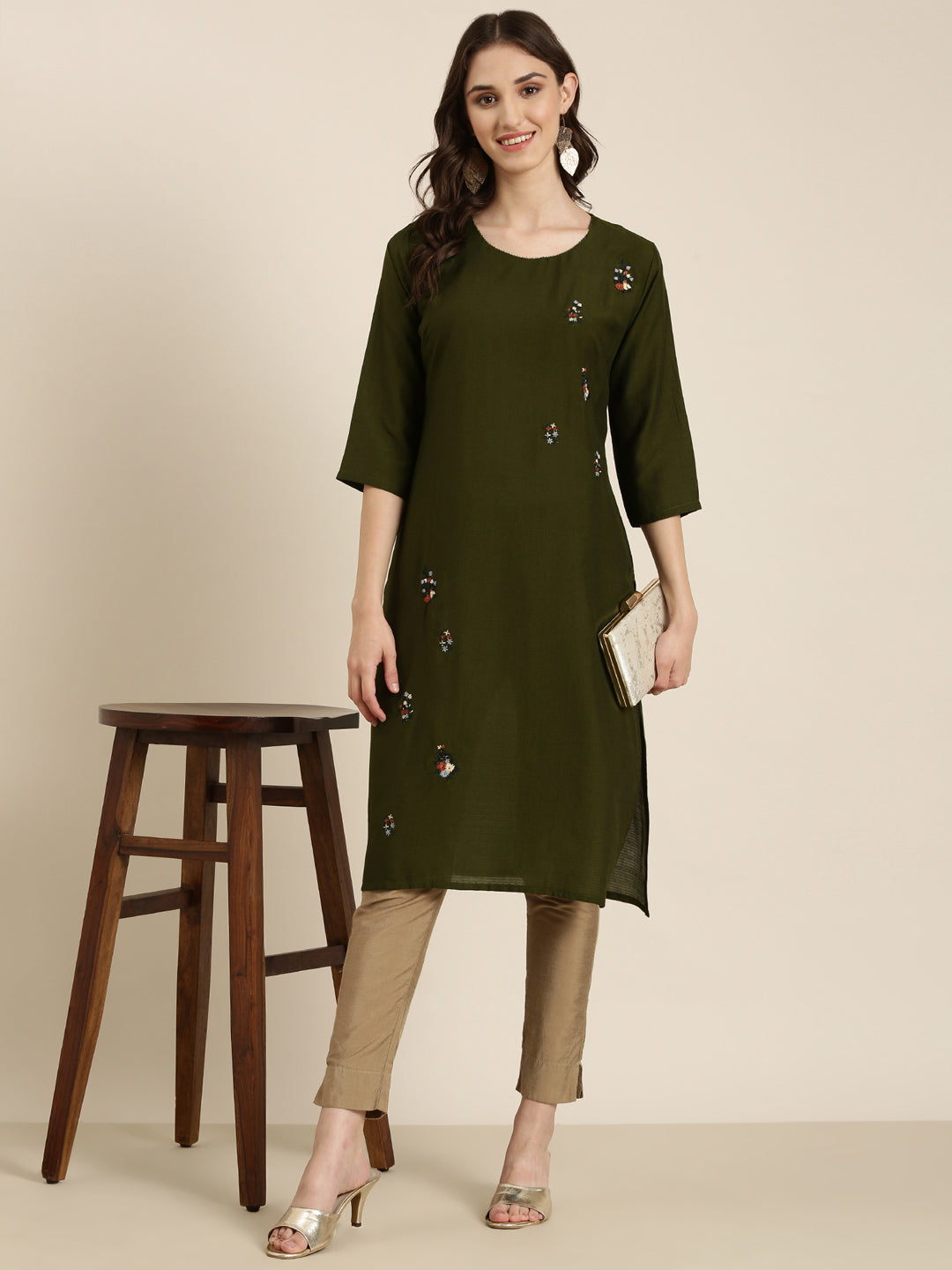 Women Olive Solid Straight Kurta