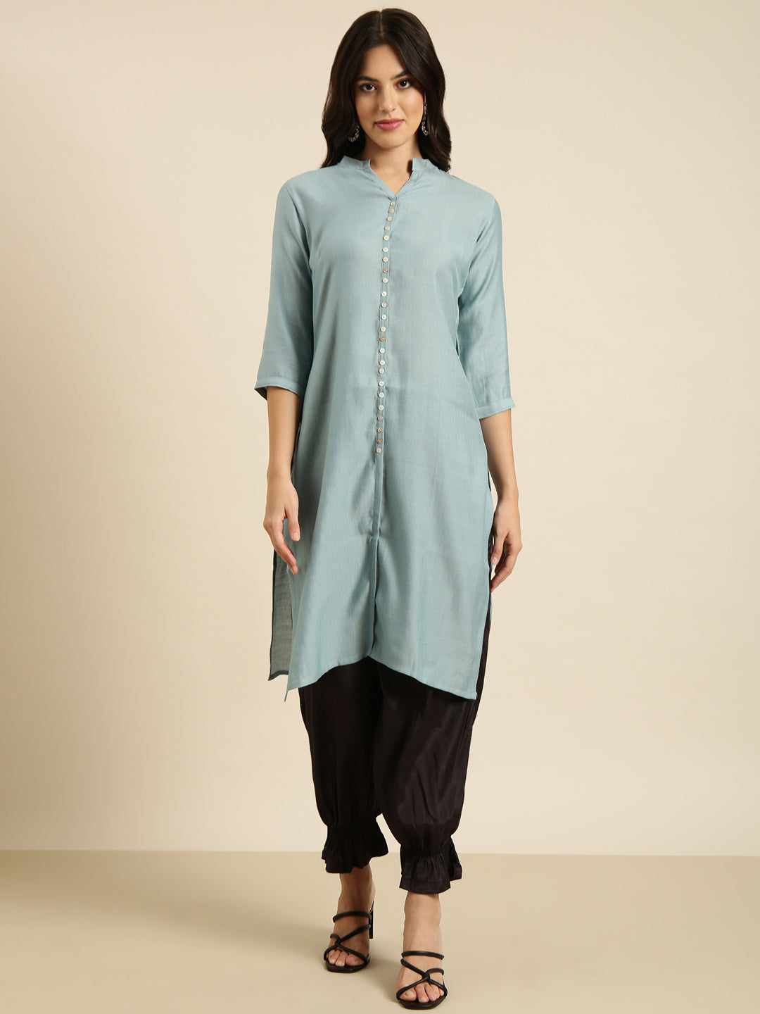 Women Straight Grey Solid Kurta