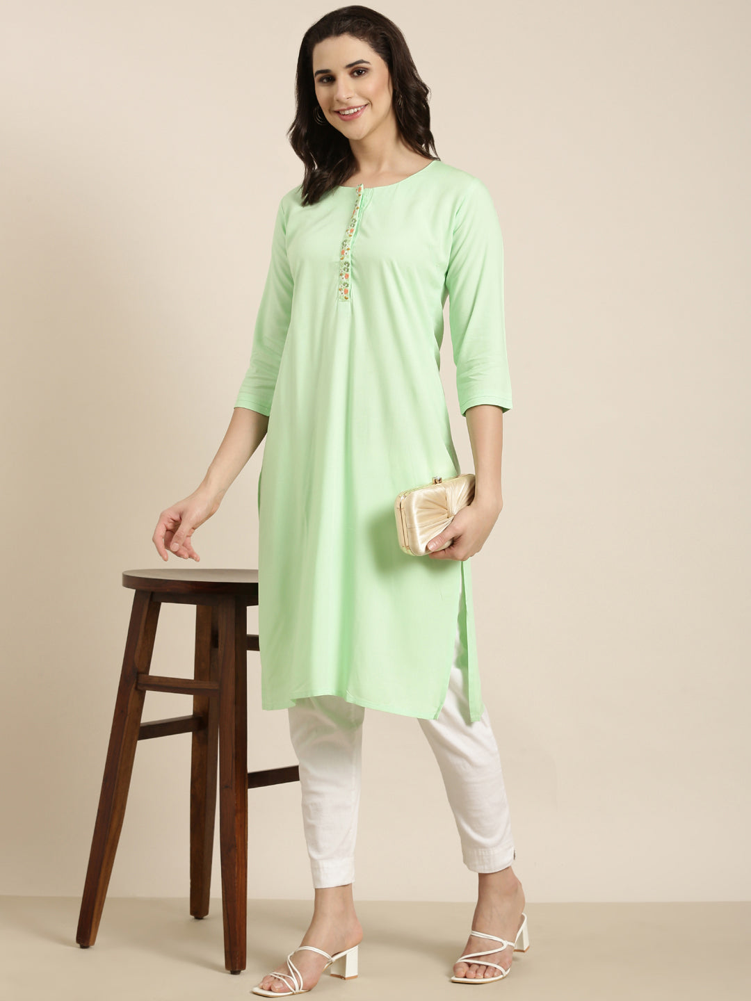 Women Straight Green Solid Kurta